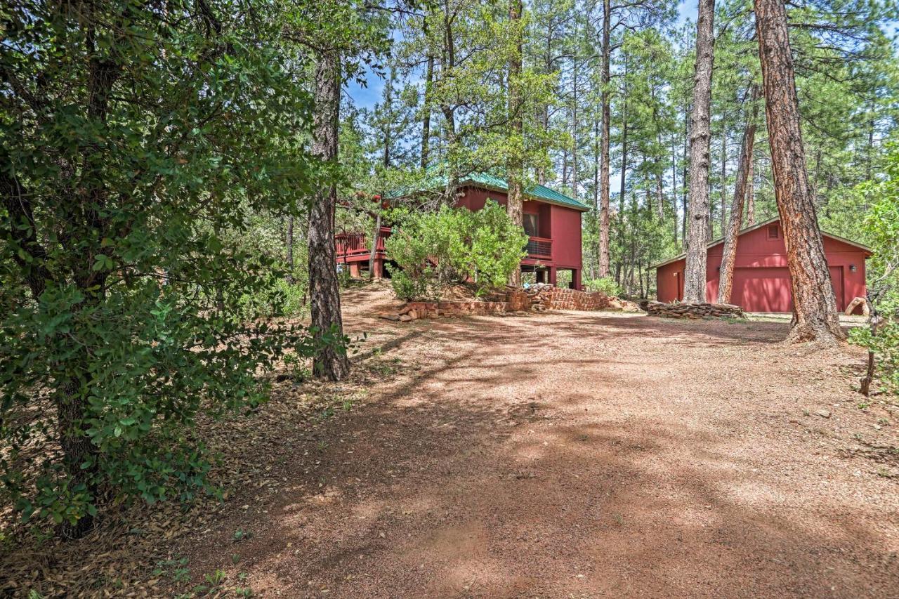 Romantic Strawberryandpine Studio Cabin With Deck! Esterno foto